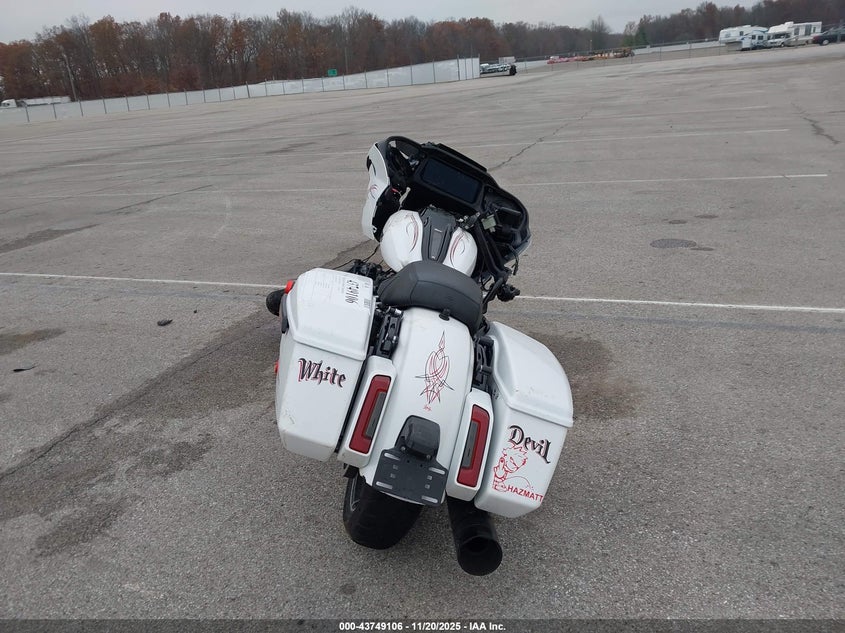 2024 Harley-Davidson Fltrx VIN: 1HD1KH719RB611740 Lot: 43749106