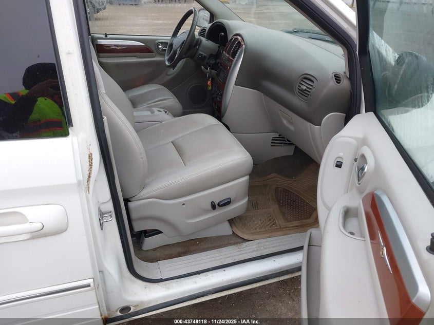 2A8GP64L87R210985 2007 CHRYSLER TOWN & COUNTRY photo no. 5