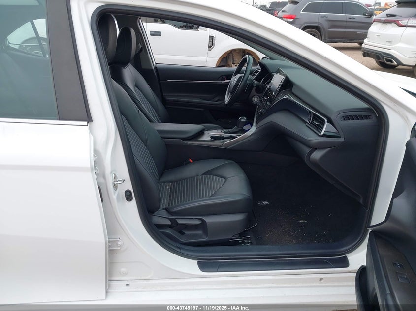4T1G11AK7NU682386 2022 TOYOTA CAMRY photo no. 5