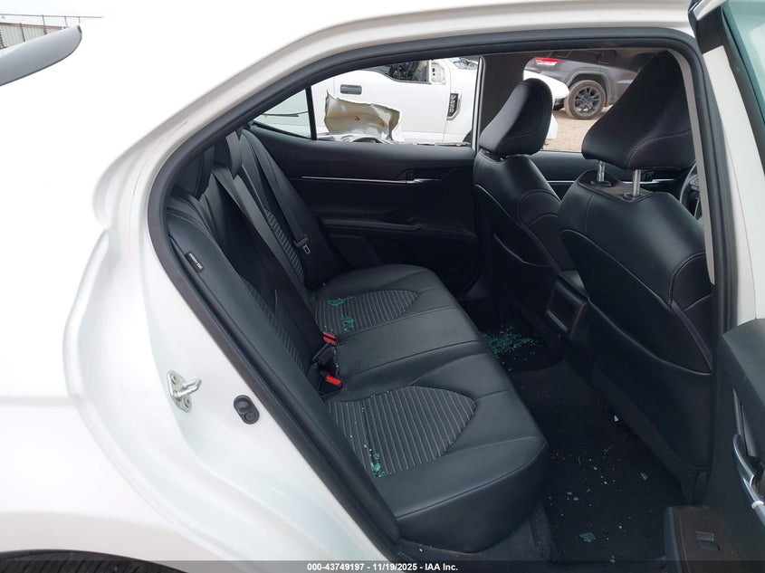 4T1G11AK7NU682386 2022 TOYOTA CAMRY photo no. 8