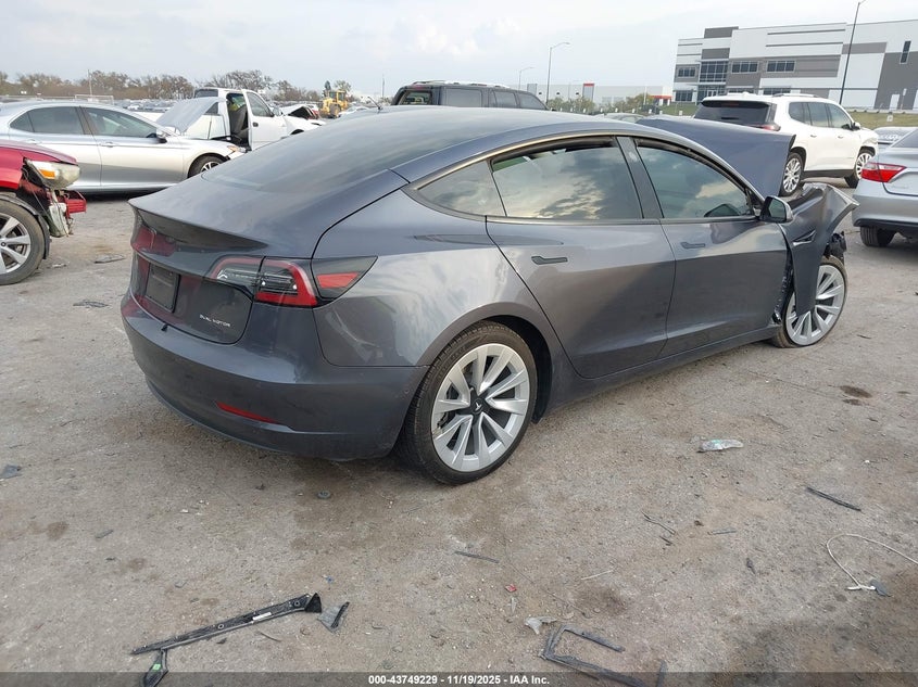 5YJ3E1EB0NF186565 2022 TESLA MODEL 3 photo no. 4