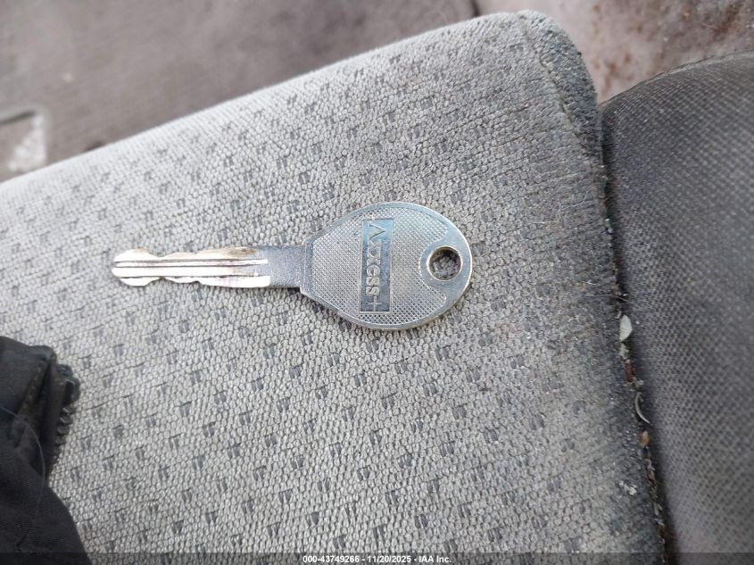 2005 Subaru Outback 2.5I VIN: 4S4BP61C157370108 Lot: 43749266