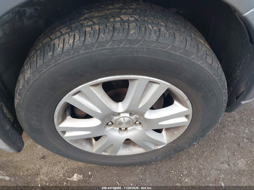 2005 Subaru Outback 2.5I VIN: 4S4BP61C157370108 Lot: 43749266