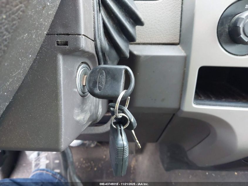 2009 Ford F-150 Xlt VIN: 1FTPX14V89FA33084 Lot: 43749318