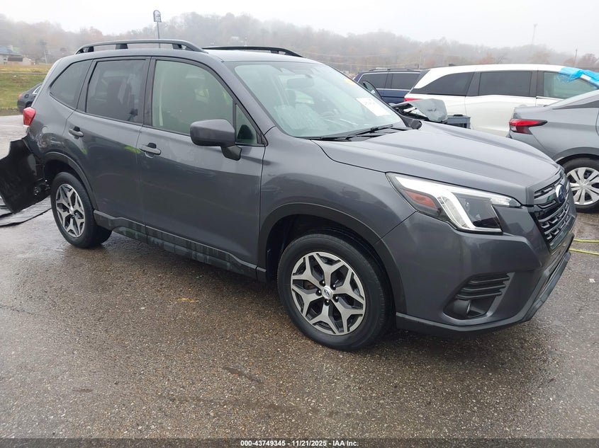 SUBARU FORESTER PREMIUM