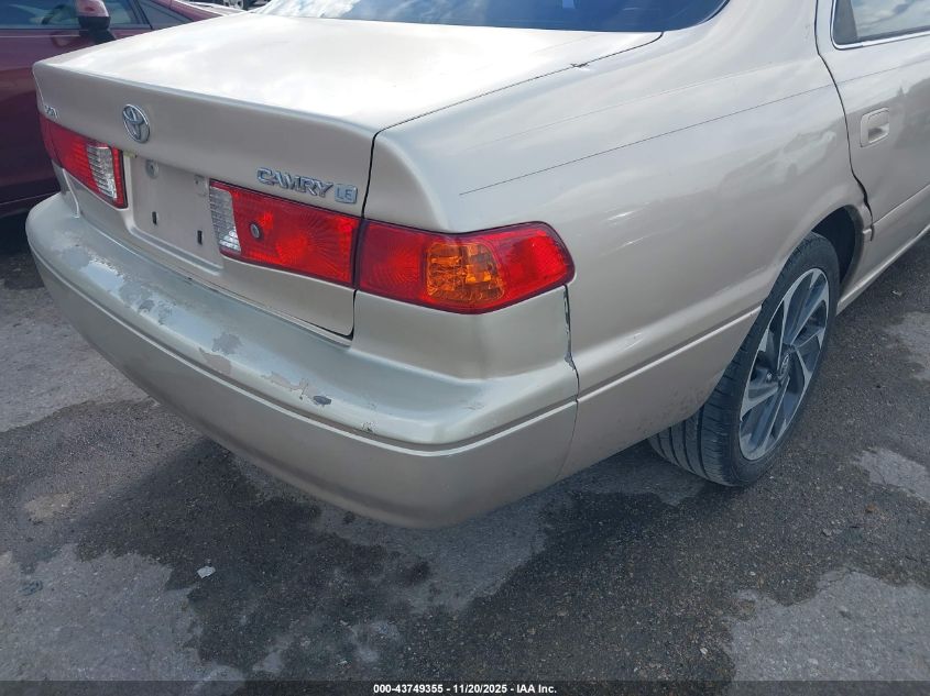 2000 Toyota Camry Le VIN: JT2BG22K8Y0508087 Lot: 43749355