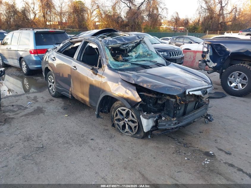 SUBARU FORESTER PREMIUM