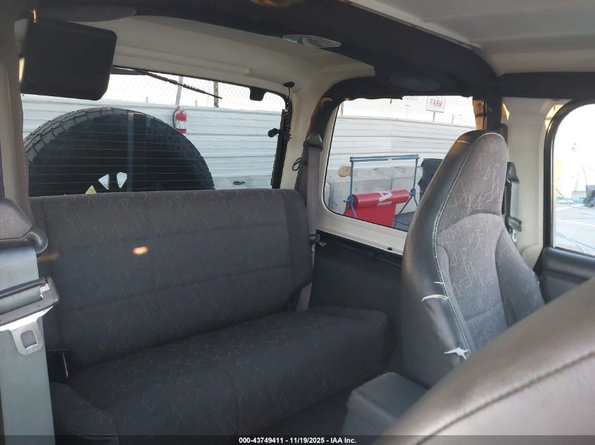 2001 Jeep Wrangler Sport VIN: 1J4FA49S51P333140 Lot: 43749411