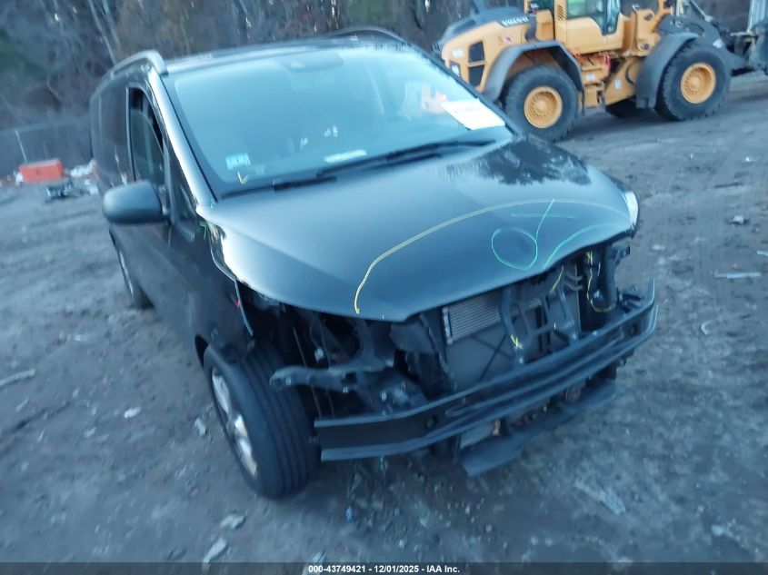 MERCEDES-BENZ METRIS