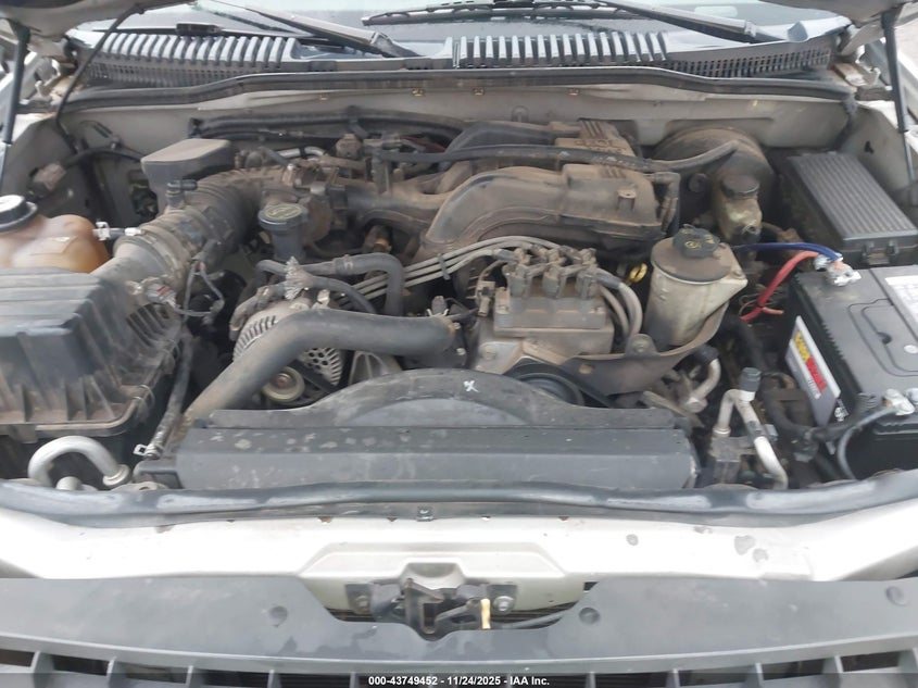 2004 Ford Explorer Nbx/Xlt VIN: 1FMZU73KX4ZA82267 Lot: 43749452