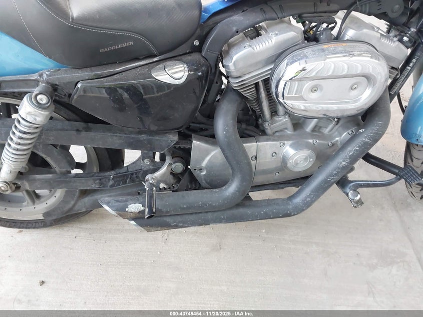 2011 Harley-Davidson Xl883 L VIN: 1HD4CR215BC443750 Lot: 43749454