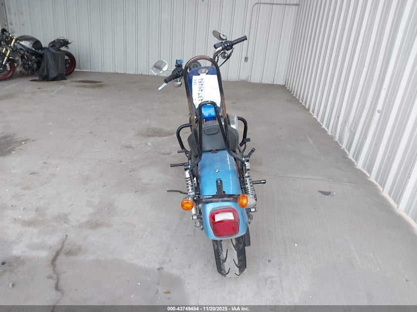 2011 Harley-Davidson Xl883 L VIN: 1HD4CR215BC443750 Lot: 43749454