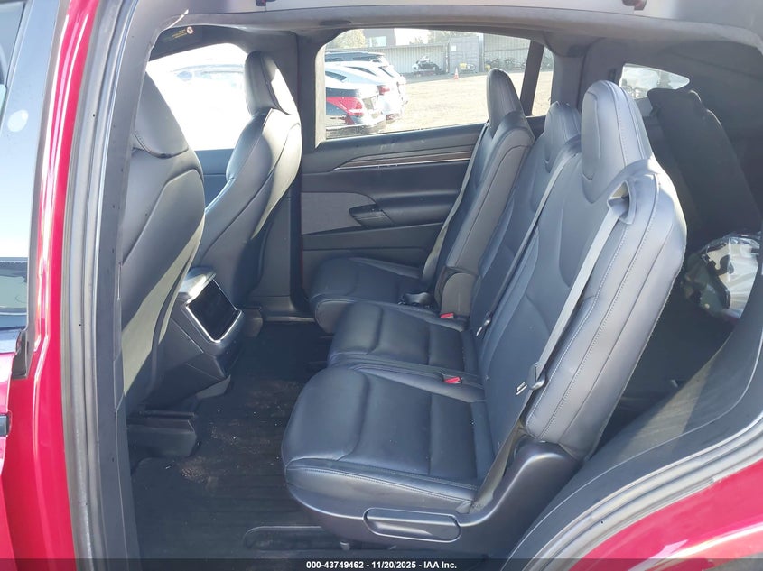 2023 Tesla Model X Dual Motor All-Wheel Drive/Standard Range VIN: 7SAXCAE54PF374805 Lot: 43749462