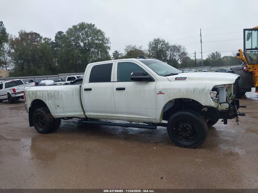 2019 Ram 3500 Tradesman 4X4 8' Box VIN: 3C63RRGL2KG651224 Lot: 43749469