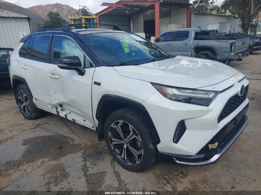 TOYOTA RAV4 XSE