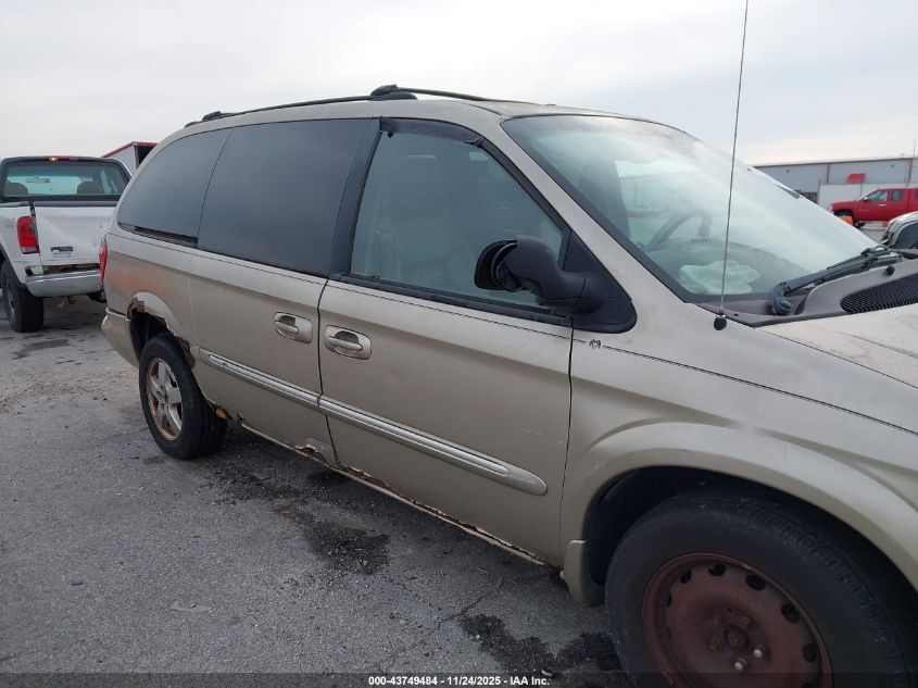 2003 Dodge Grand Caravan Es VIN: 2D8GT54L73R193718 Lot: 43749484