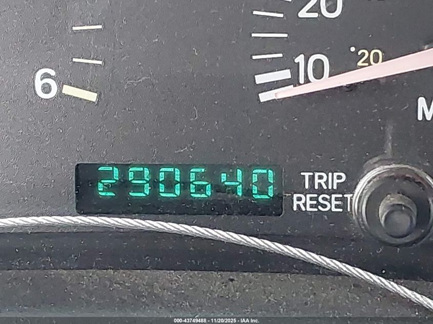 2000 Jeep Cherokee Sport VIN: 1J4FT48S5YL268738 Lot: 43749488