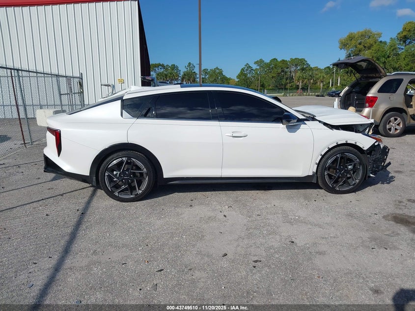 2025 Kia K4 VIN: 3KPFW4DE18E187393 Lot: 43749510