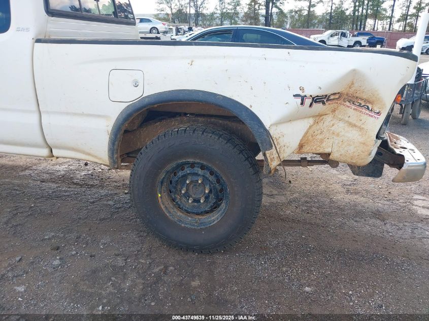 1999 Toyota Tacoma VIN: 4TAWN72N8XZ467861 Lot: 43749539