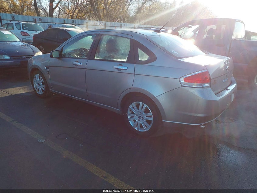 1FAHP35N48W261554 2008 FORD FOCUS photo no. 3