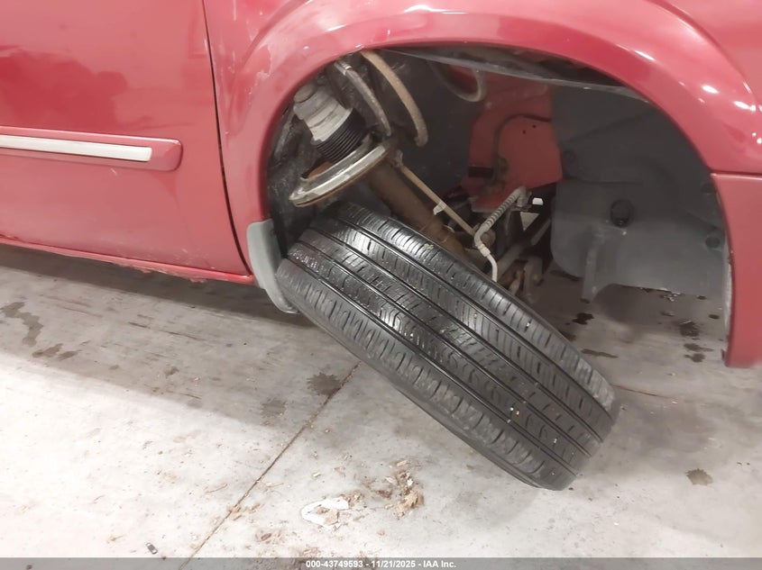 2005 Chrysler Town & Country Touring VIN: 2C4GP54L65R103271 Lot: 43749593