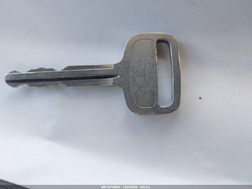 2002 Toyota Celica Gt VIN: JTDDR32T720128206 Lot: 43749654