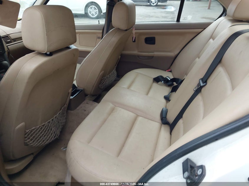 1998 BMW 318I VIN: WBACC0324WEK27301 Lot: 43749666