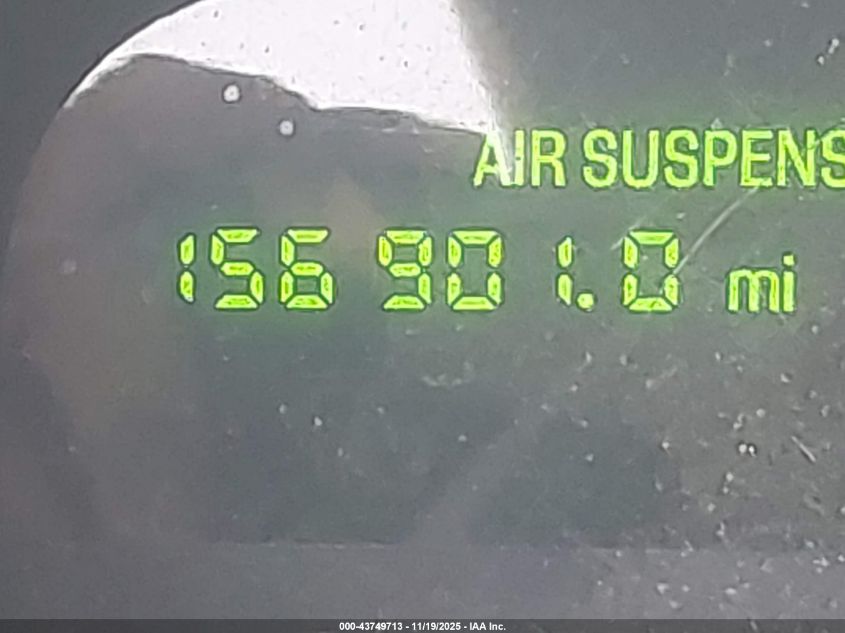 1999 Lincoln Town Car Executive VIN: 1LNHM81W2XY708640 Lot: 43749713