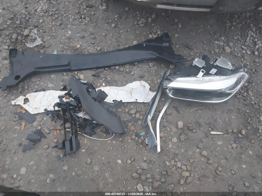 2020 BMW X2 xDrive28I VIN: WBXYJ1C01L5P30835 Lot: 43749723