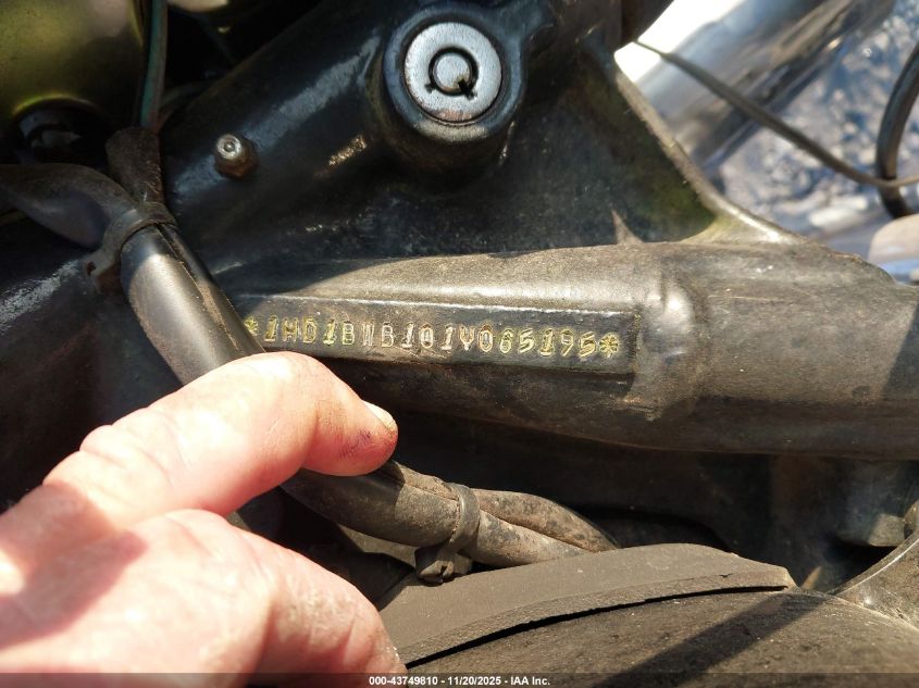 2001 Harley-Davidson Flstci VIN: 1HD1BWB101Y065195 Lot: 43749810