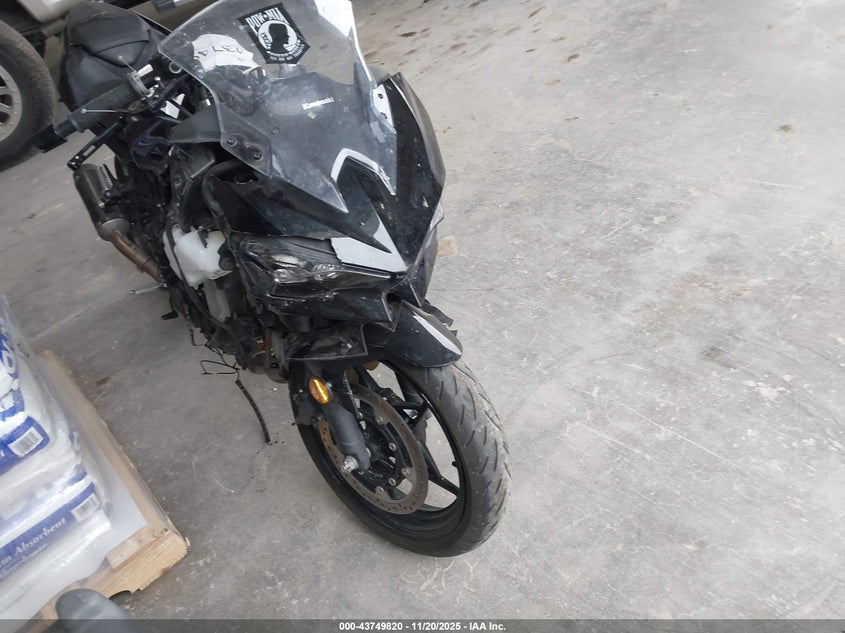 2024 Kawasaki Ex500 H