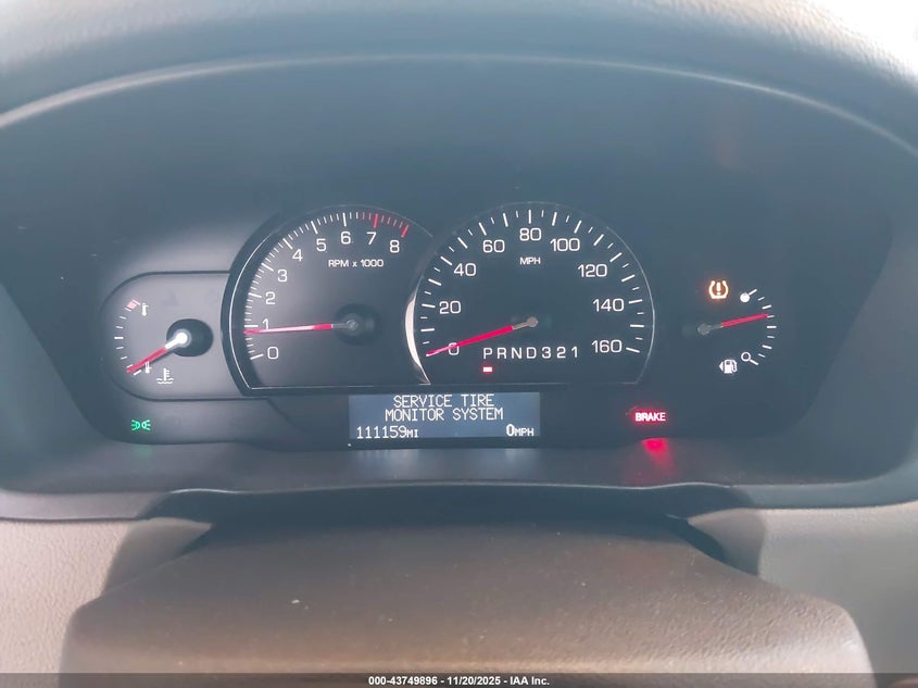 2007 Cadillac Dts Performance VIN: 1G6KD57977U137831 Lot: 43749896