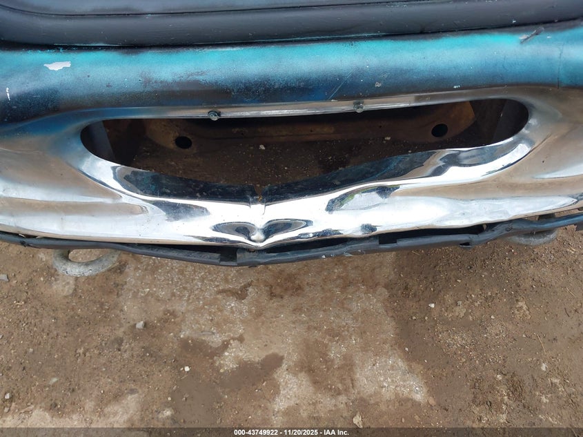 1997 Ford F-150 Lariat/Xl/Xlt VIN: 1FTDX1868VNA02813 Lot: 43749922