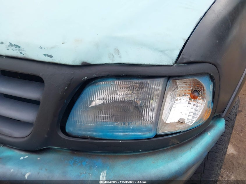 1997 Ford F-150 Lariat/Xl/Xlt VIN: 1FTDX1868VNA02813 Lot: 43749922