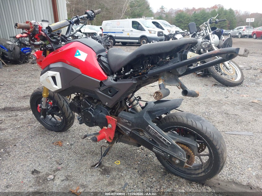 2017 HONDA GROM auction photo 3
