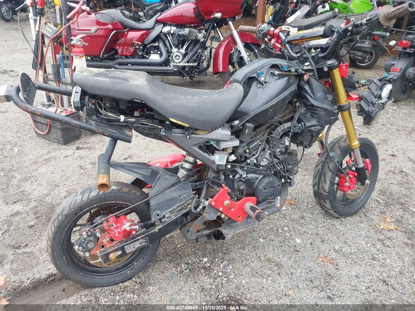 2017 HONDA GROM auction photo 4