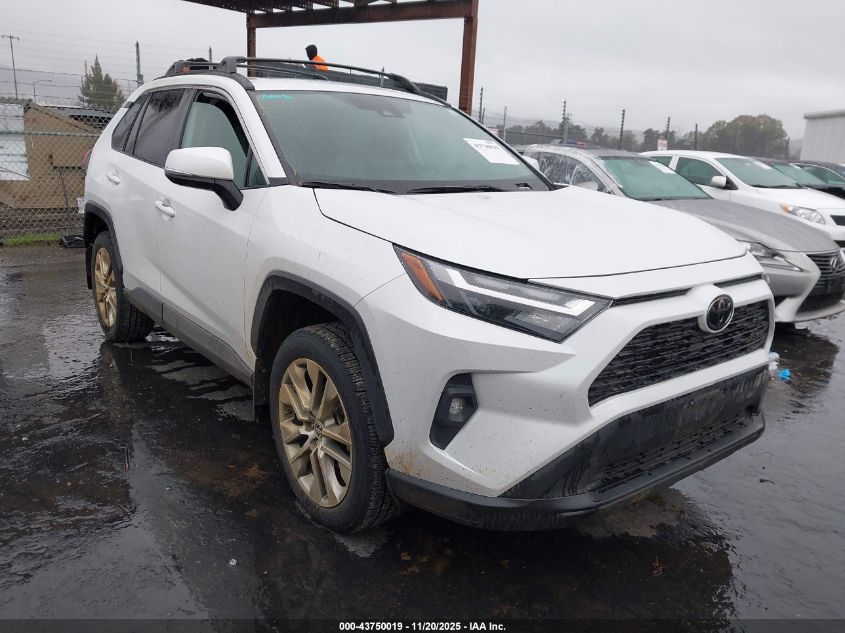 TOYOTA RAV4 XLE PREMIUM