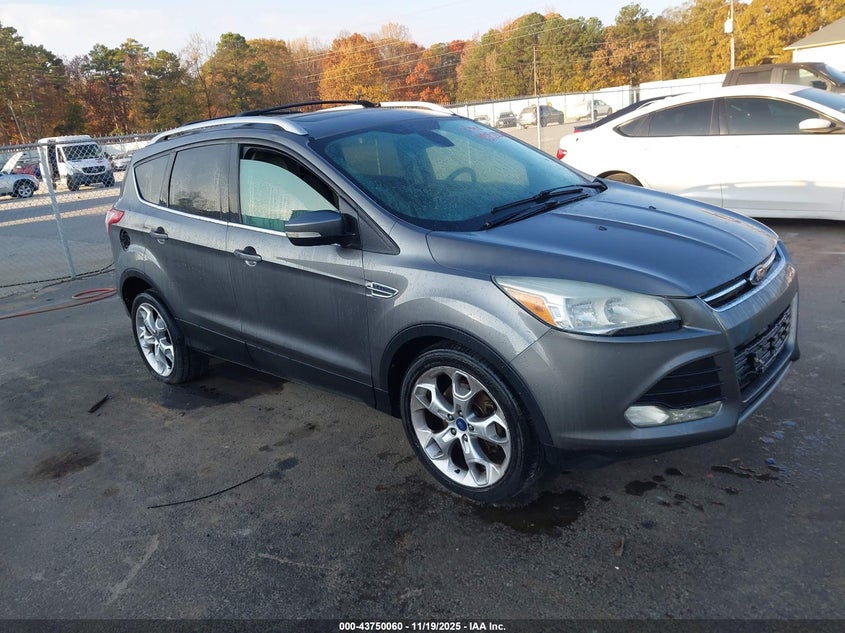FORD ESCAPE TITANIUM