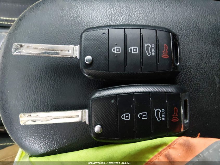 2016 Kia Soul + VIN: KNDJP3A5XG7372989 Lot: 43750188