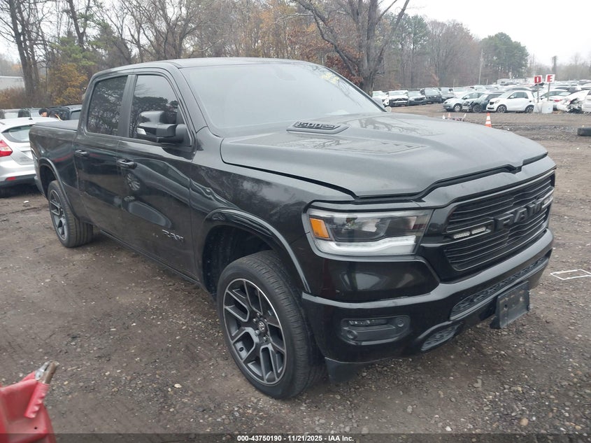 RAM 1500 LARAMIE 4X4 6 4 BOX