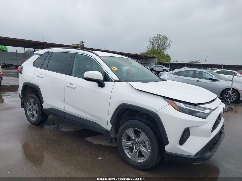TOYOTA RAV4 XLE