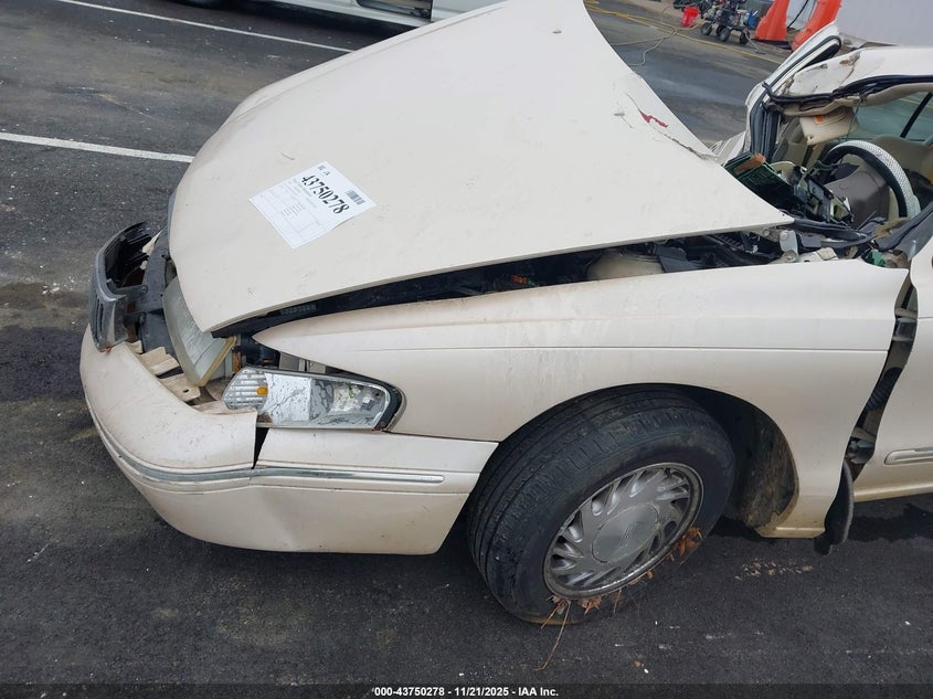 1997 Lincoln Continental VIN: 1LNLM97VXVY666570 Lot: 43750278