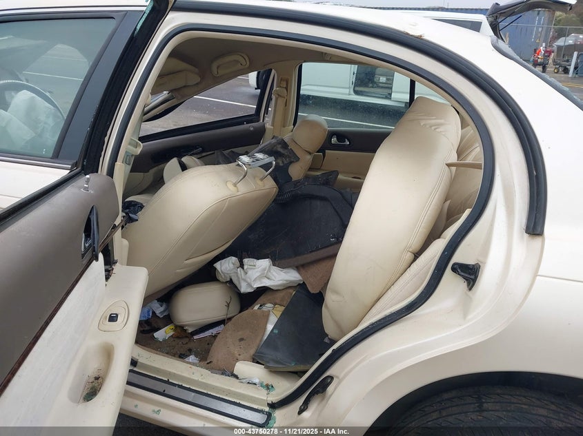 1997 Lincoln Continental VIN: 1LNLM97VXVY666570 Lot: 43750278