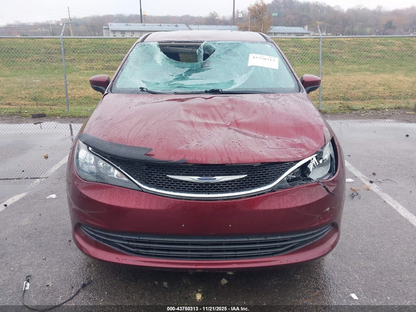 2017 Chrysler Pacifica Touring VIN: 2C4RC1DG1HR778935 Lot: 43750313