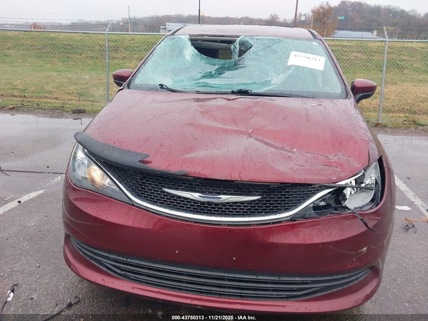 2017 Chrysler Pacifica Touring VIN: 2C4RC1DG1HR778935 Lot: 43750313