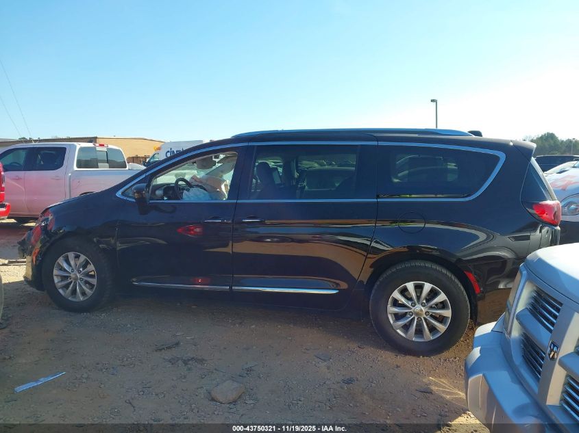 2018 Chrysler Pacifica Touring L Plus VIN: 2C4RC1EG3JR257235 Lot: 43750321