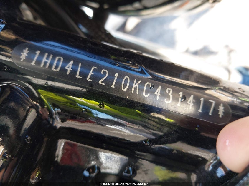 2019 Harley-Davidson Xl883 N VIN: 1HD4LE210KC431417 Lot: 43750340