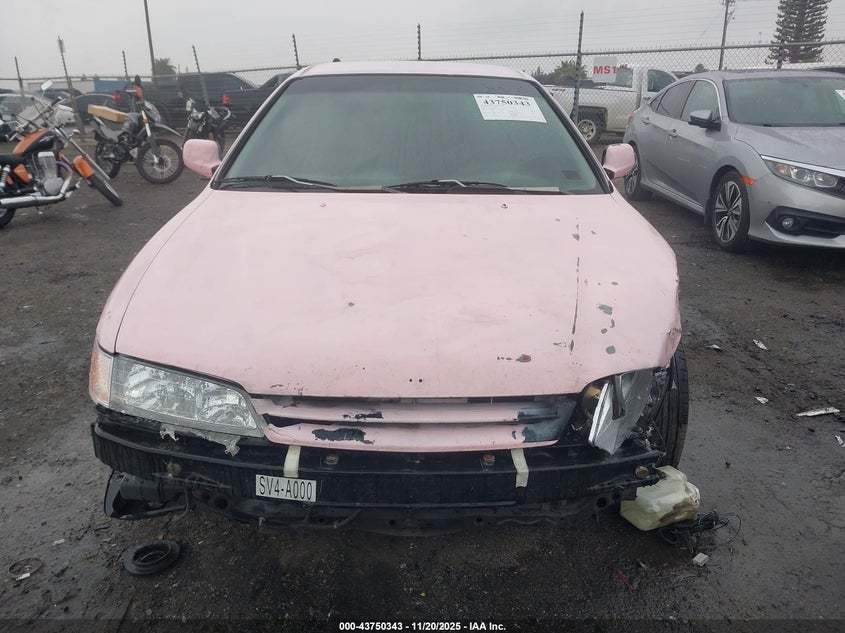 1995 Honda Accord Lx VIN: 1HGCD7237SA013022 Lot: 43750343