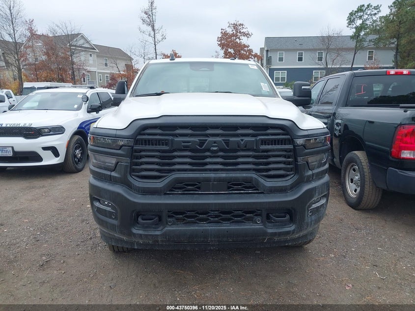 2026 Ram 3500 Tradesman 4X4 8' Box VIN: 3C63R3GJ7TG195282 Lot: 43750396