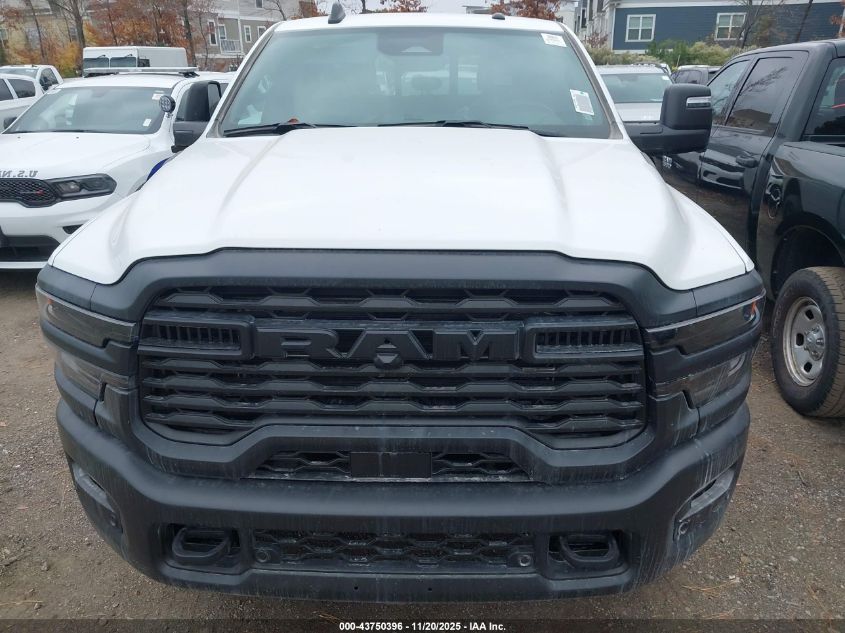 2026 Ram 3500 Tradesman 4X4 8' Box VIN: 3C63R3GJ7TG195282 Lot: 43750396